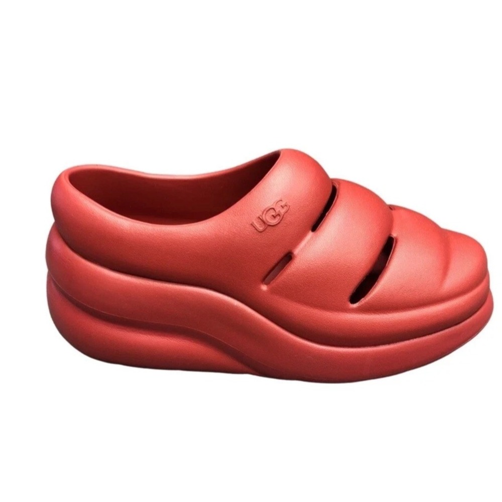 New UGG Women's Sport Yeah Clog Slip On Shoes size 6